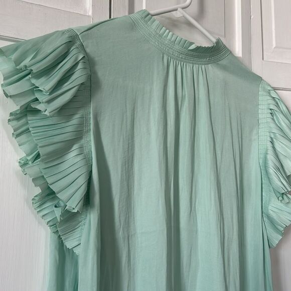 NWT Maison d'Amile mint green high-neck blouse - Size M - Picture 2 of 6